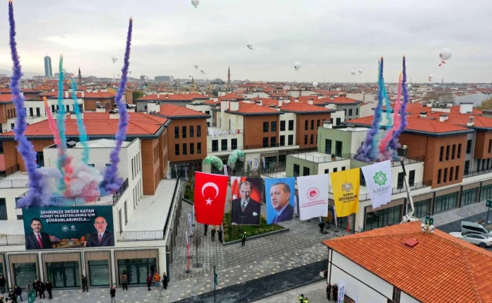 Bakan Kurum, Suriçi Çarşısı birinci etabın açılışını yaptı