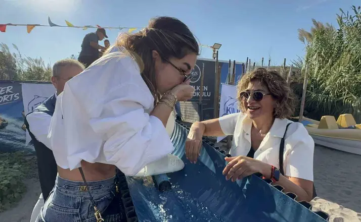 Balık festivalinde 6 bin yavru balık denizle buluştu

