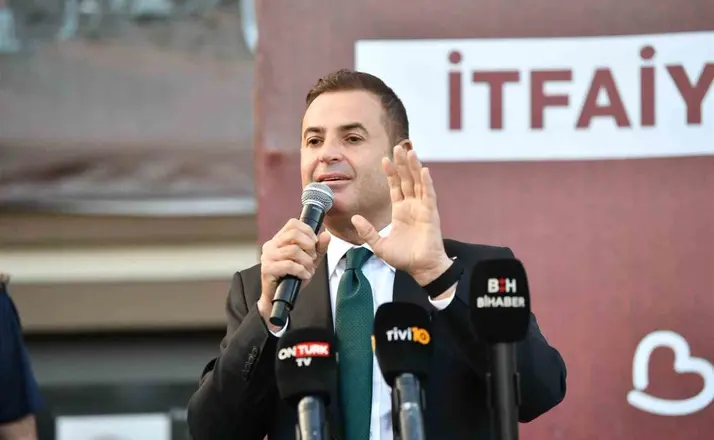 Başkan Akın: "Afet geldiğinde hazırlanılmaz, Gelmeden hazır olunur"
