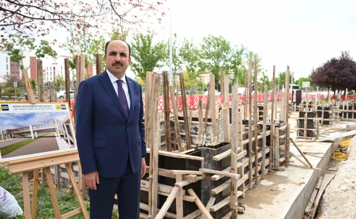 Başkan Altay: "150 milyon lira maliyetle yayalar ve bisiklet kullanıcıları için 2 yeni üst geçit yapıyoruz"