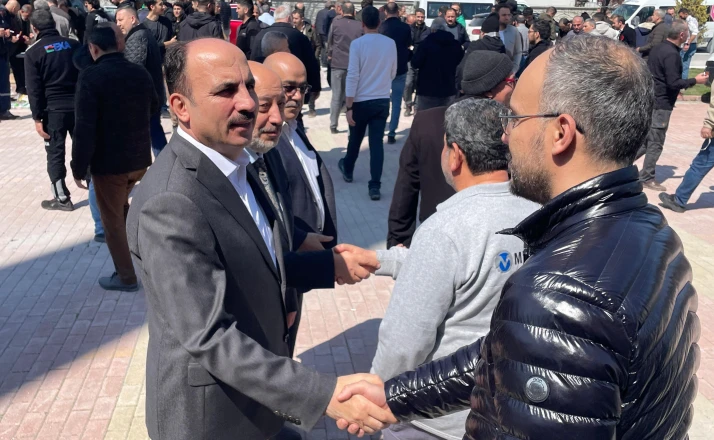 Başkan Altay 3. Organize Sanayi Camii’nde vatandaşlarla bir araya geldi