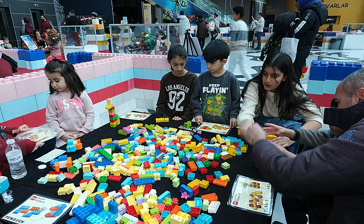 Başkan Altay tüm çocukları ve ailelerini ara tatilde Konya Bilim Merkezi'ne davet etti
