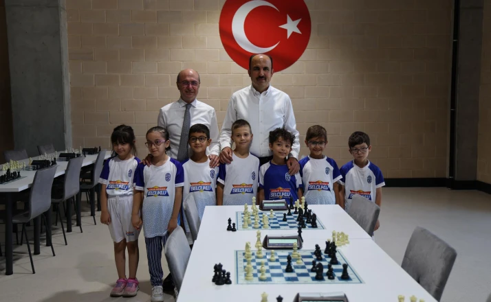 Başkan Altay ve Başkan Pekyatırmacı Selçuklu Belediyesi Sporcu Seçme ve Yetiştirme Merkezi’nde