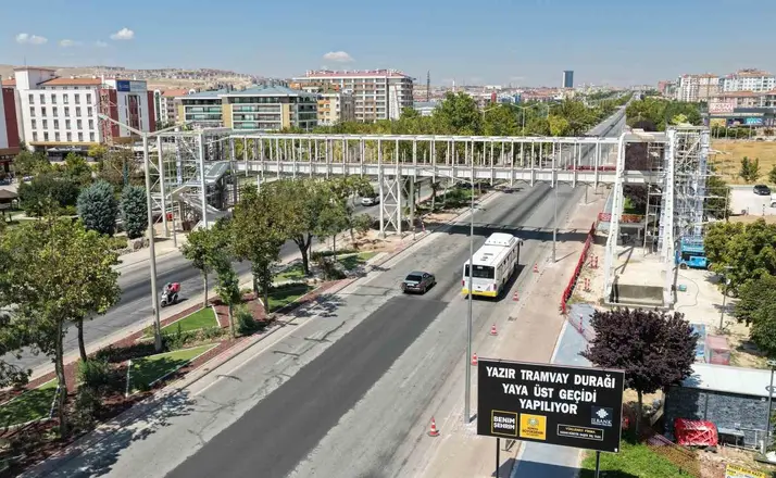Başkan Altay yapımı son aşamaya gelen Yazır yaya üst geçidi inşaatını inceledi