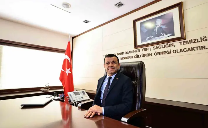 Başkan Çavuşoğlu; "Cumhuriyet bu toprakların ömürlük hürriyet imzasıdır"
