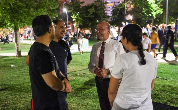 Başkan Özgökçen, Pekyatırmacı ve Bağcı Şefikcan Parkı’nda Vatandaşlarla Bir Araya Geldi