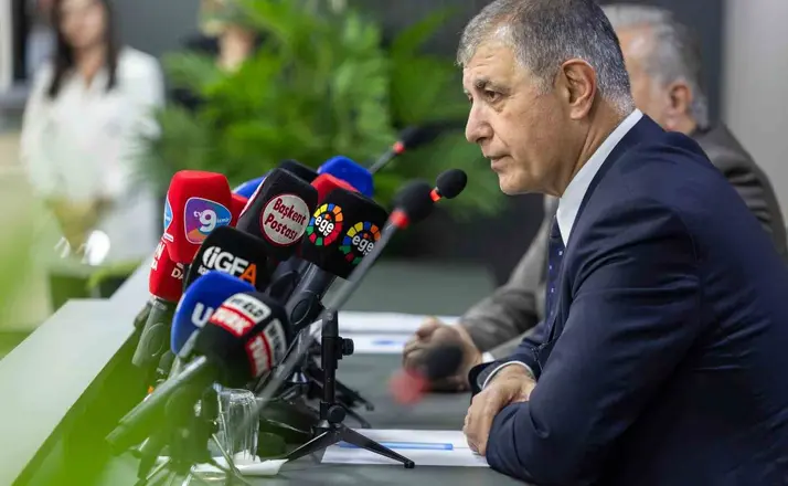 Başkan Tugay: Suya indirim, ulaşıma zam yok
