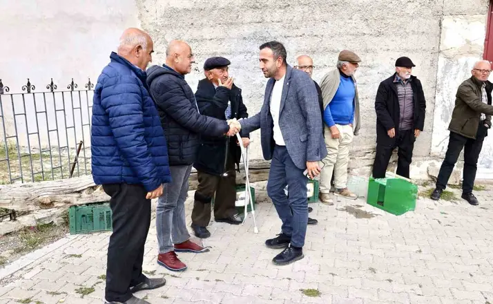Başkan Ulutaş, Durulova ve Darıca Mahallelerini ziyaret etti

