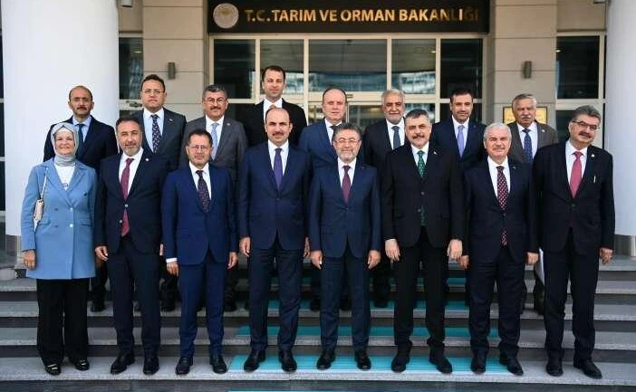 Başkentte Konya trafiği! 4 bakanla yeni yatırımlar ele alındı