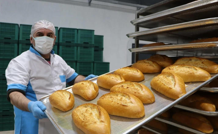 Beyşehir’de halk ekmek Ramazan ayı boyunca 6 lira