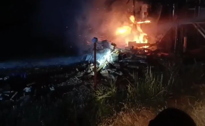 Beyşehir'de iki farklı mahallede çıkan yangın paniğe neden oldu