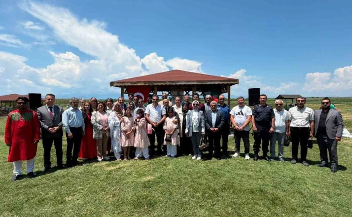 Beyşehir Gölü’nde kardeşlik rüzgarı esti