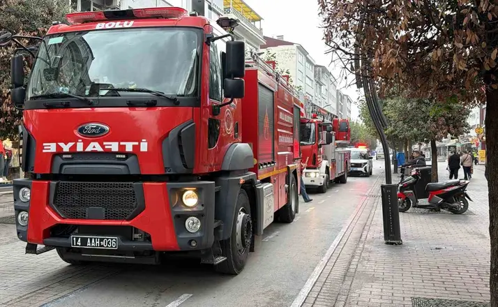 Bolu’da kablolardan yükselen dumanlar ekipleri harekete geçirdi
