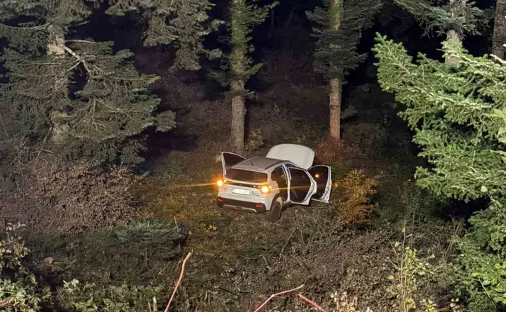 Bolu’da otomobil uçuruma uçtu: 4 yaralı
