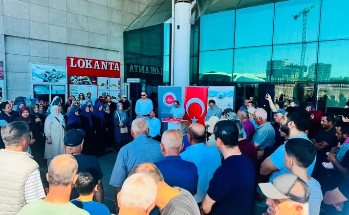 Bolu’dan 25 kişilik umre kafilesi dualarla uğurlandı
