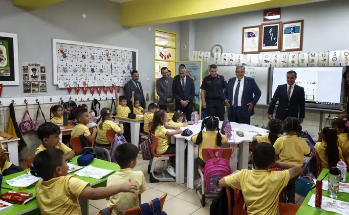 Bozkır'da İlköğretim Haftası kutlamaları