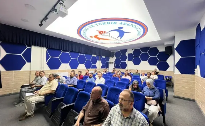 Bozkır’da okul müdürleri yeni eğitim yılı için bir araya geldi