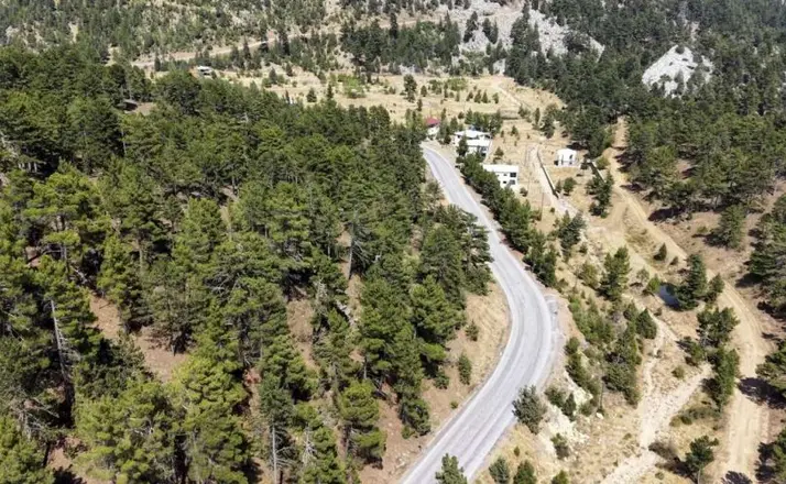 Bozyazı'da Derbent-Ustalar Yolu Yenilendi