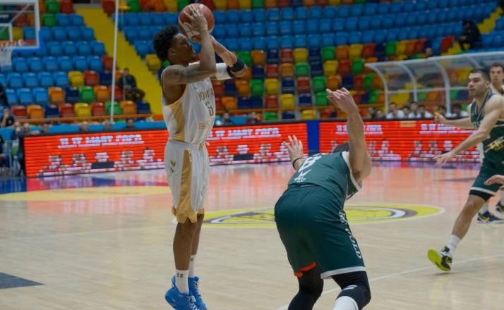 Büyükşehir farka koştu: 94-68