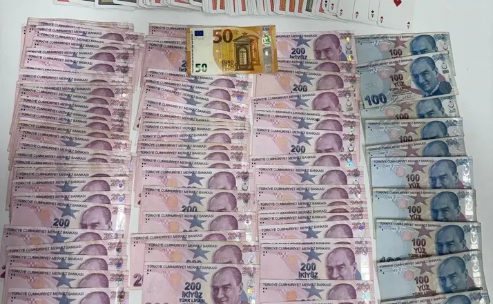 Çarşamba’da kumar oynayan 5 kişiye 58 bin TL ceza
