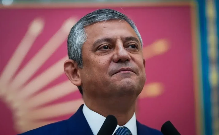 CHP Grup Başkanı Özel: "Bugün burada oturanların meziyetleri, kaybetse de demokrasiye sahip çıkmak"
