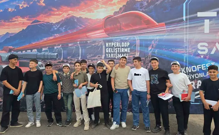 Cizreli öğrenciler TEKNOFEST coşkusunu yerinde yaşadı
