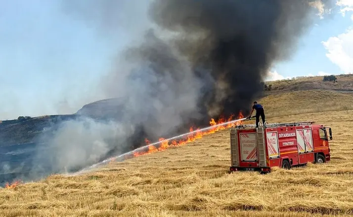 Diyarbakır’da anız yangınlarının yüzde 91’i temmuz-eylül arasında kaydedildi
