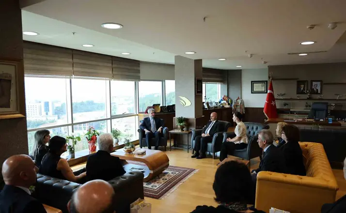 Düzce Üniversitesi ile Gürcistan arasında akademik iş birliği görüşüldü
