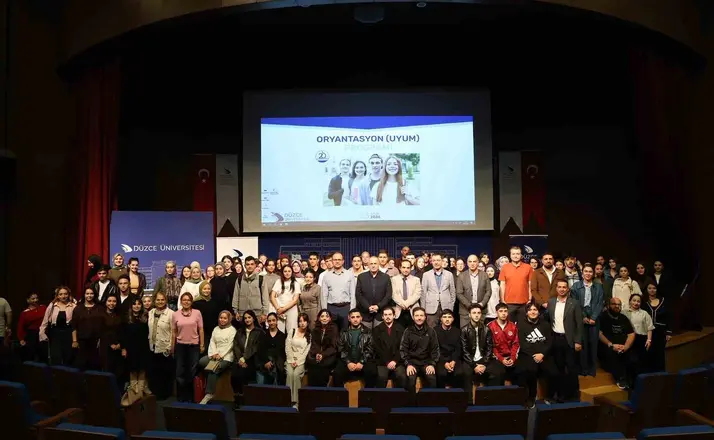 Düzce Üniversitesi’nde akademik yıl oryantasyon programları gerçekleştirildi
