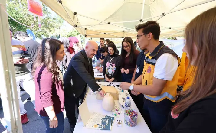 Düzce Üniversitesi’nde kampüse hoş geldin etkinlikleri sona erdi

