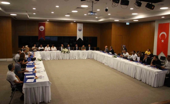 Elazığ’da sağlık hizmetleri değerlendirildi 