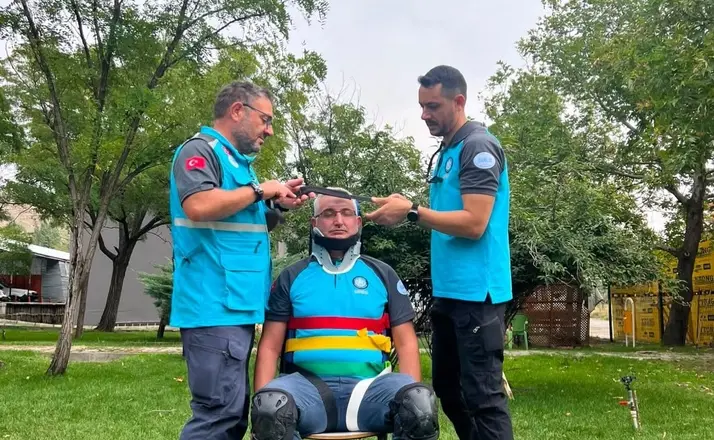 Erzincan’da 20 UMKE gönüllüsüne eğitim verildi

