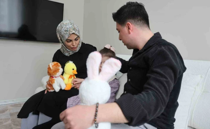 Evini ilaçlatan ailenin 2 yaşındaki kızları ölümden döndü
