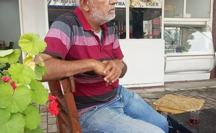 Evinin terasında ölü bulundu

