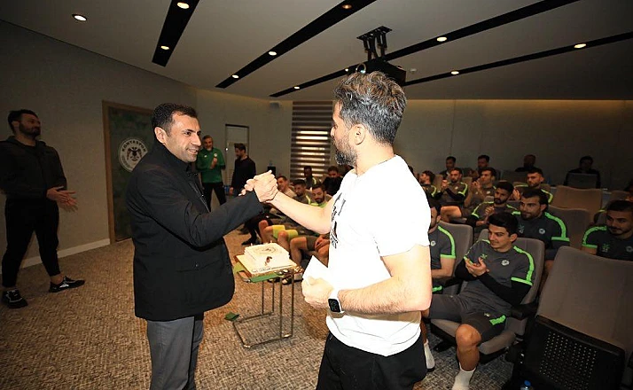 Fatih Özgökçen Konyaspor’u yalnız bırakmadı!