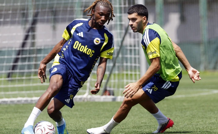 Fenerbahçe, Konyaspor maçı hazırlıklarına ara vermeden başladı