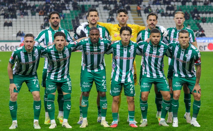 Fenerbahçe - Konyaspor mücadelesinin ilk 11'leri açıklandı