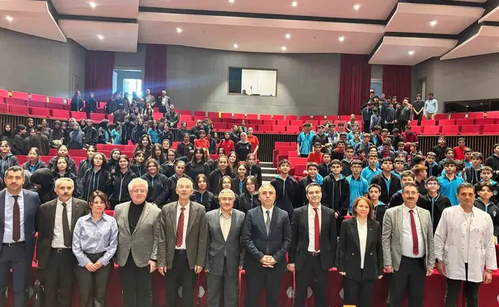 Fethi Gemuhluoğlu Arapgir’de anıldı
