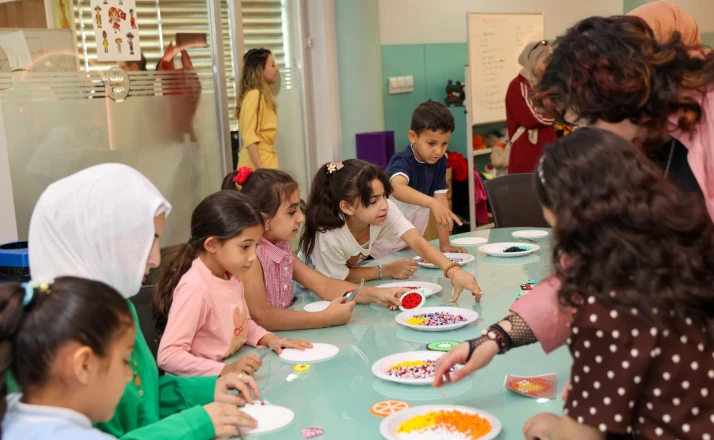 Filistinli öğrenciler ve aileleri, Gelişim ve Teknoloji Akademisi'nde