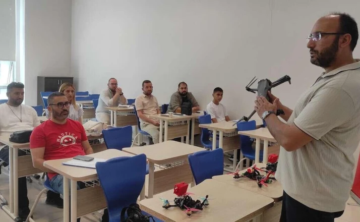 Gazeteciler Gökyüzüne Çıkıyor