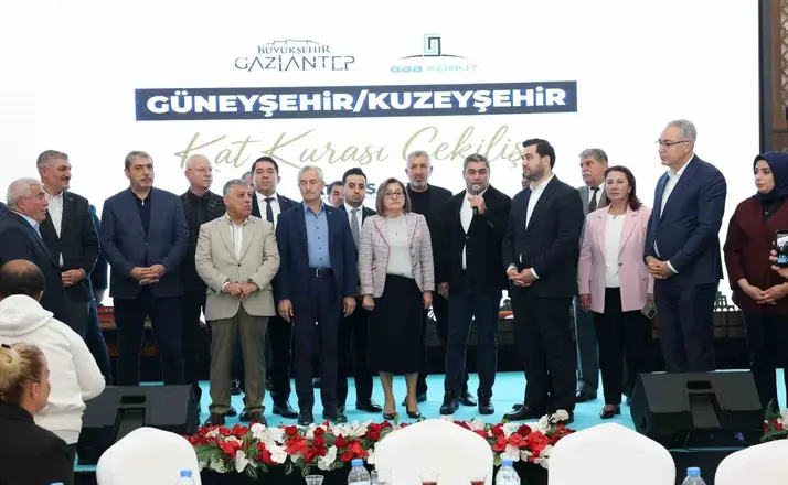 Gaziantep Büyükşehir’den muhtarlara destek sürüyor
