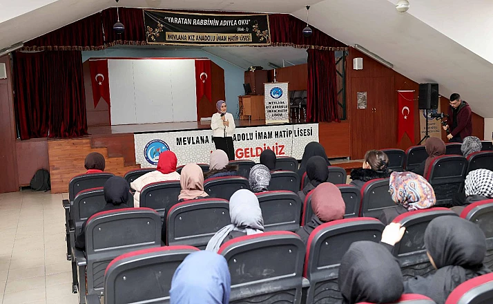 Gençlik Meclisi’nden kariyer günleri programı düzenlendi