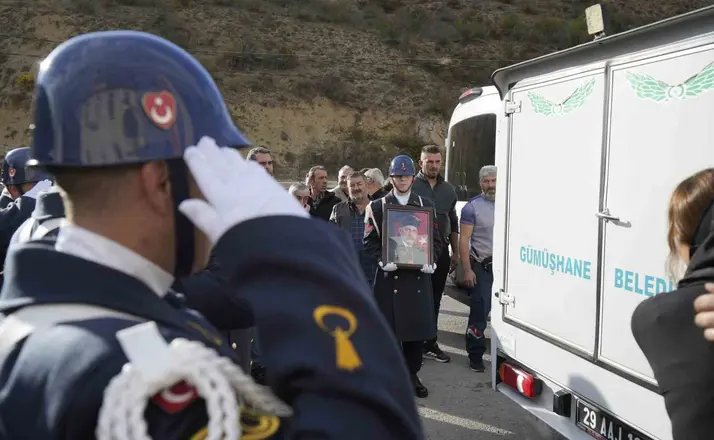 Gümüşhaneli Kıbrıs Gazisi son yolculuğuna uğurlandı
