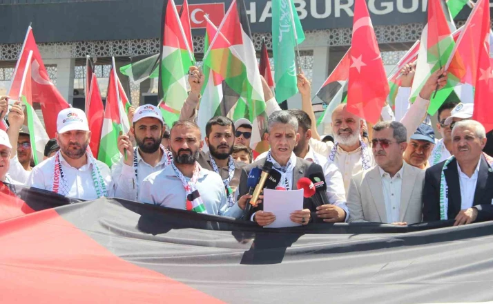 Habur Sınır Kapısı’nda Irak’ta bekletilen "Filistin Konvoyu" için basın açıklaması düzenlendi 