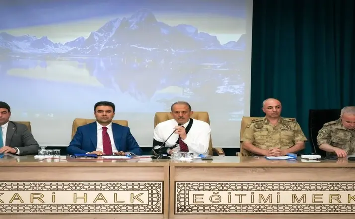 Hakkâri’de okul sağlığı ve güvenliği toplantısı yapıldı
