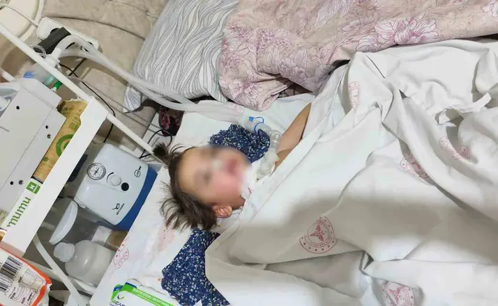 Hakkari’de yatağa bağımlı hasta helikopter ambulansla Van’a sevk edildi
