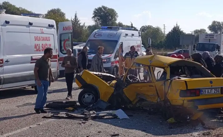 Hüyük'te Kavşak Kazası: Aynı Aileden 3 Kişi Hayatını Kaybetti