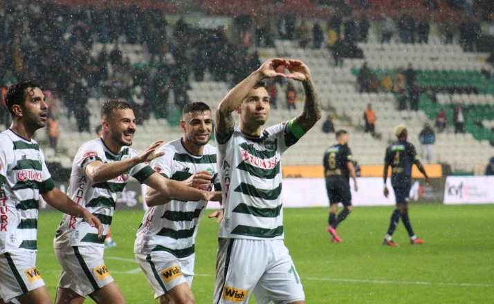 İlhan Palut’tan Guilherme açıklaması: Konyaspor'a çok emeği var!