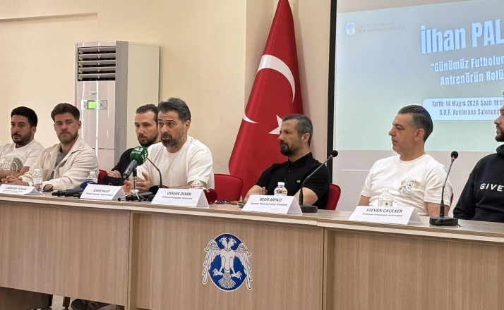 İlhan Palut ve ekibi, Selçuk Üniversitesi öğrencileriyle buluştu