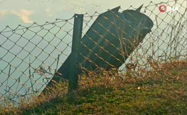 İran’dan ateşlenen mühimmat parçası Hatay’a düştü